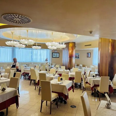 Kennedy Otel 3*