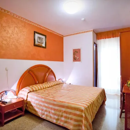 Kennedy Otel 3*
