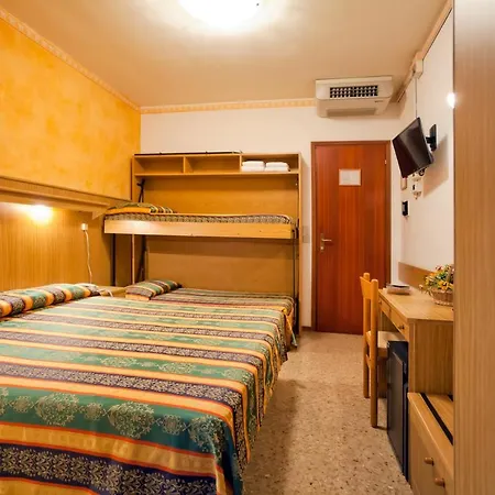 Kennedy بيبيوني