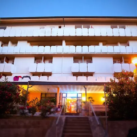 Kennedy Otel 3*
