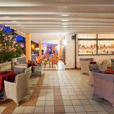 Kennedy فندق بيبيوني